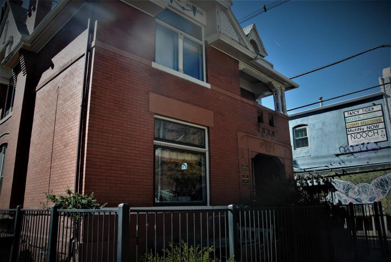 Off Broadway B & B DEN Dış mekan fotoğraf