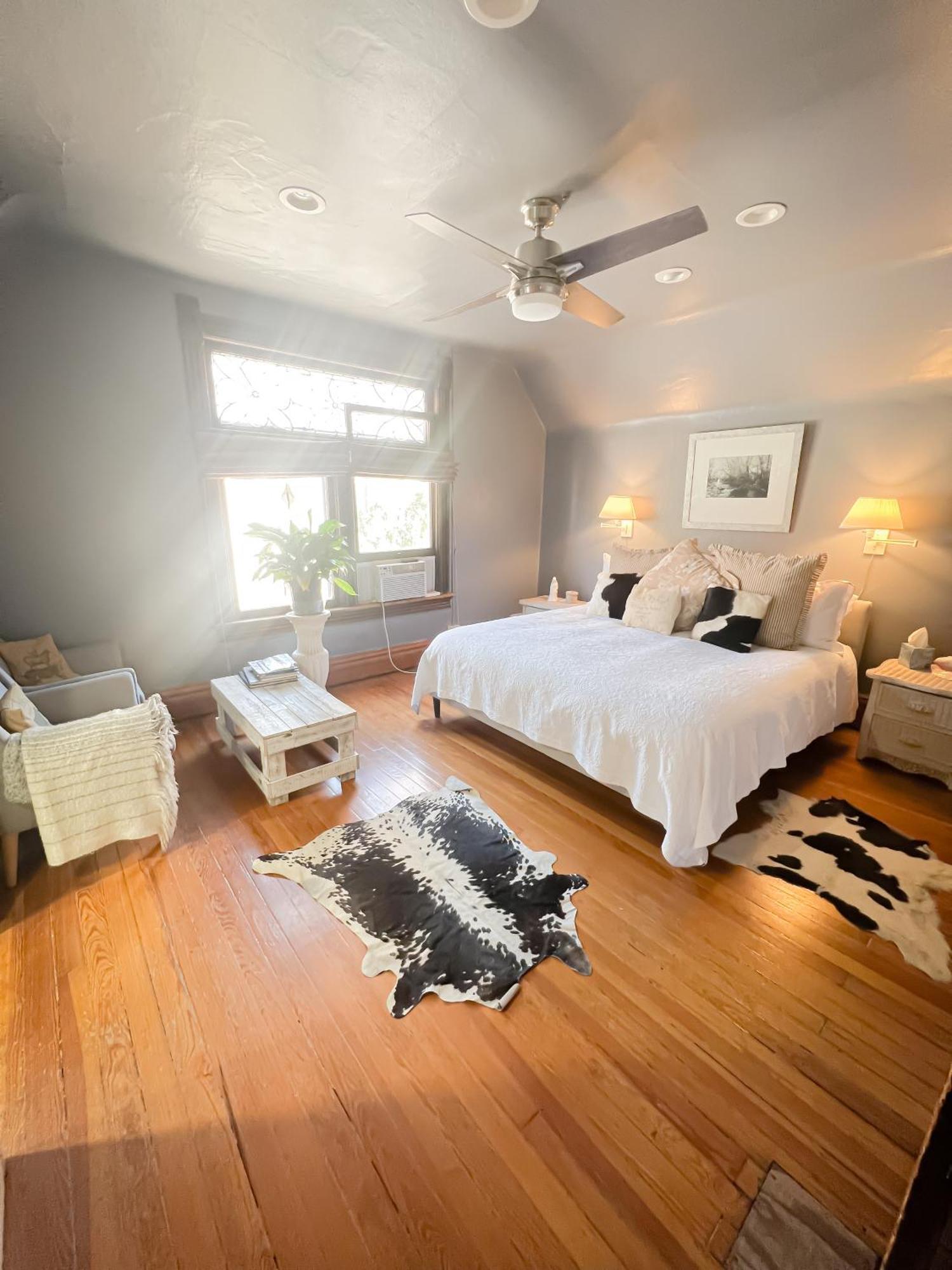 Off Broadway B & B DEN Dış mekan fotoğraf