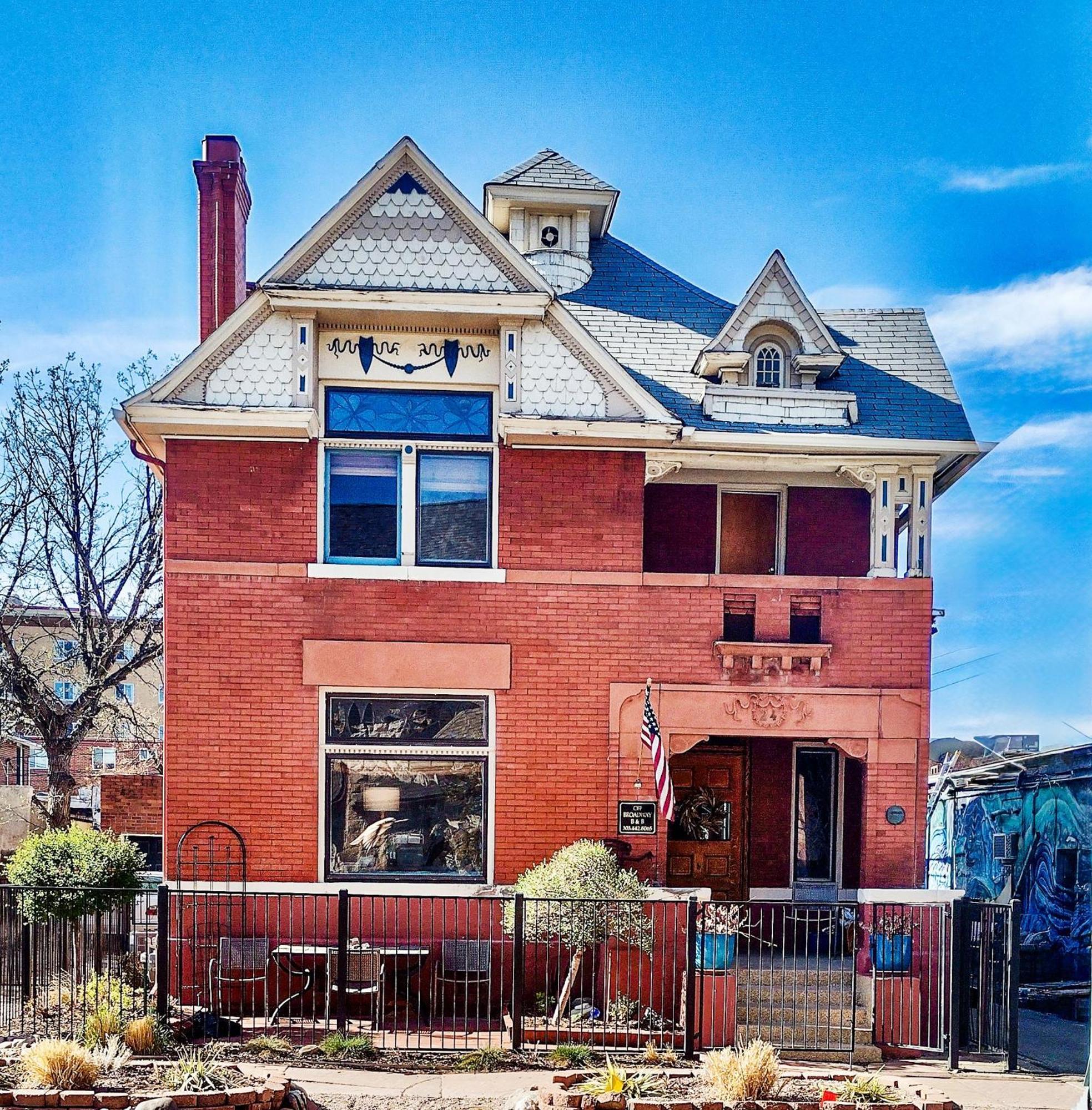 Off Broadway B & B DEN Dış mekan fotoğraf